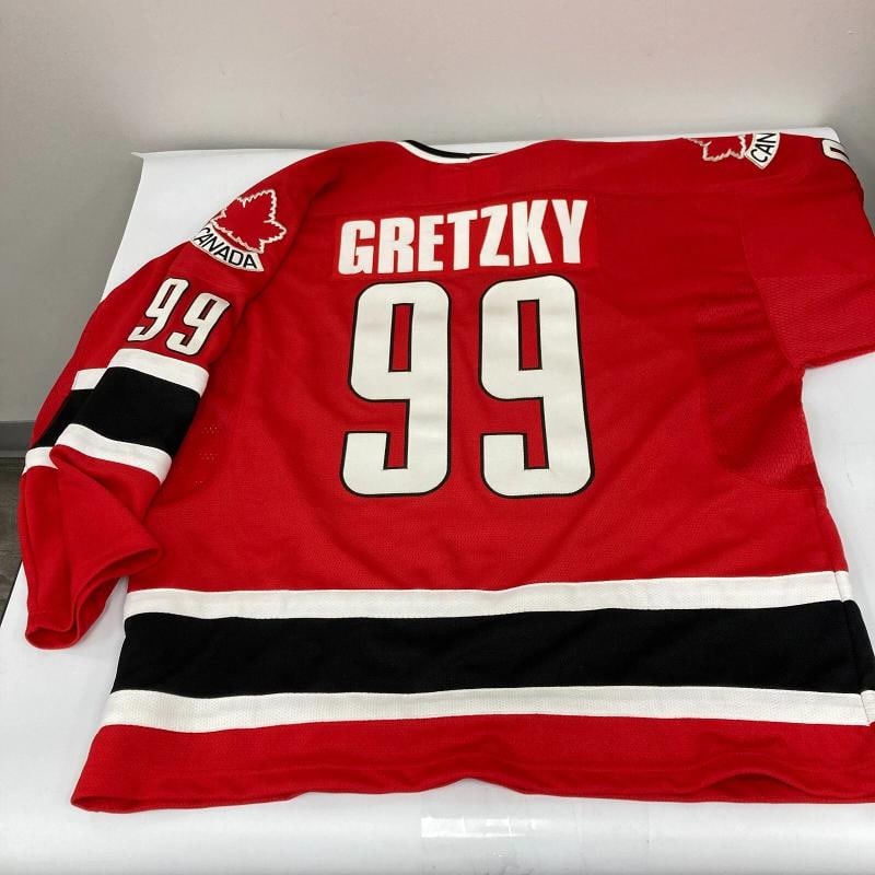 Wayne Gretzky Signed Team Canada Authentic Nike Olympic Jersey JSA COA - 11