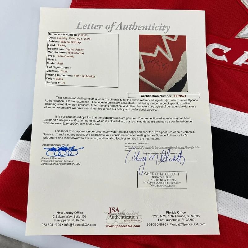Wayne Gretzky Signed Team Canada Authentic Nike Olympic Jersey JSA COA - 5