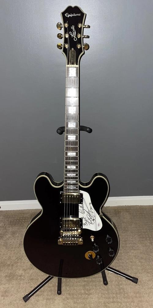 PSA/DNA Epiphone Lucille BB King Signed Hollow Body 6-String RH Electric Guitar - 8