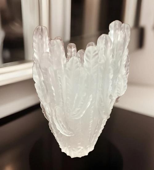 Nancy Daum Style Cactus Vase Clear Heavy Crystal Maker Unknown H10Ã¢â‚¬: Condition: Used: An item that has been used previously. The item may have some signs of cosmetic wear, but is fully operational and functions as intended. This item may be a floor model or store retur