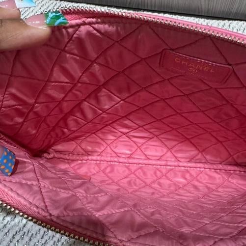 Chanel Lambskin Quilted Medium Casino Beauty CC Cosmetic Pouch in Fuchsia (2016) - 14