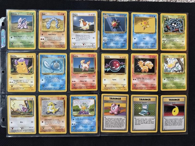 Pokemon Cards 100% Complete Base Set /102 Nintendo WOTC 1999 Vintage Charizard - 17