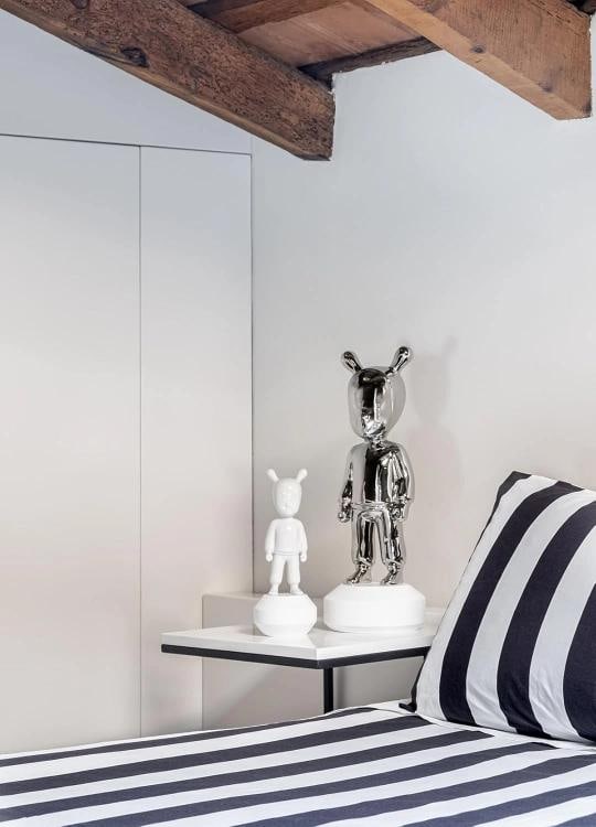 LLADRO THE SILVER GUEST LARGE #8814 BRAND NIB ALIEN 20.5" TALL WHITE - 2