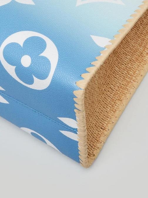 Louis Vuitton Blue Monogram Giant Canvas Hamptons By the Pool Onthego GM Tote... - 4