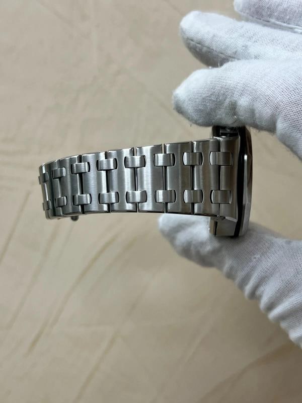Audemars Piguet Royal Oak Offshore 25970ST Stainless Steel Hong Kong Edition - 3