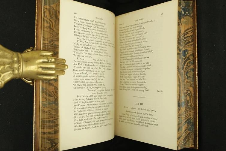 Alexander Dyce / The Works of William Shakespeare 1857 - 17