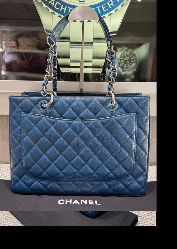 Chanel Caviar Quilted Grand Shopping Tote GST in Royal Blue - 6