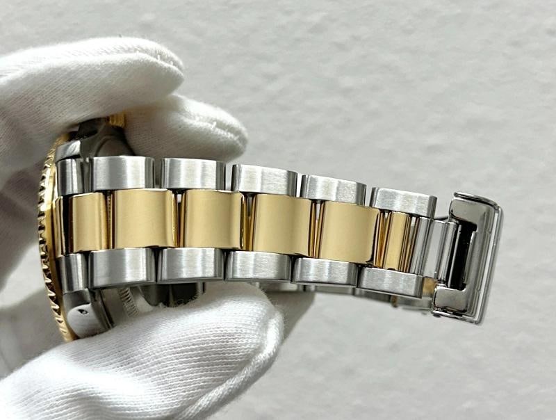 Rolex Submariner Blue 16613 40mm 18K Yellow Gold Stainless Steel - 6