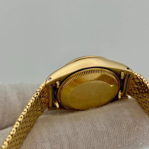 Vintage Rolex Ladies Datejust 6905 26mm Champagne Dial 18k Yellow Gold - 8