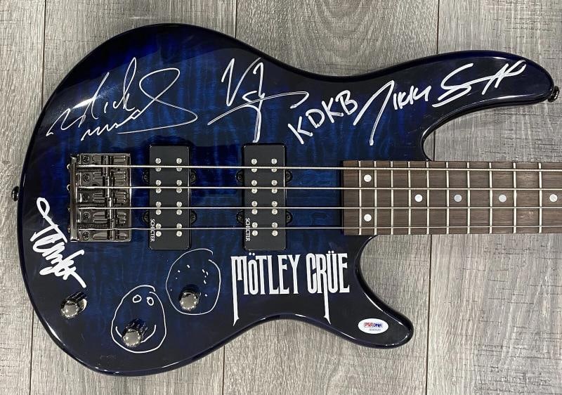 MOTLEY CRUE: Tommy Lee, Mick Mars, Vince Neil and Nikki Sixx Signed Bass Guitar (PSA) - 11