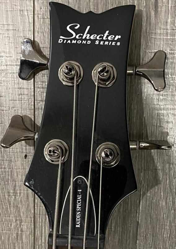 MOTLEY CRUE: Tommy Lee, Mick Mars, Vince Neil and Nikki Sixx Signed Bass Guitar (PSA) - 9