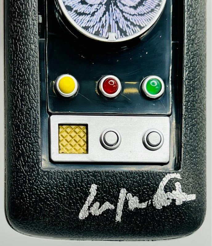 William Shatner Kirk Signed Star Trek Classic Communicator Beckett Witnessed - 3