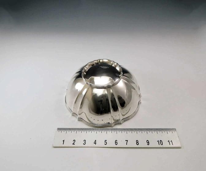 1907-1947 Elegant Tiffany & Co Sterling Silver Punch / Fruit Bowl - 4