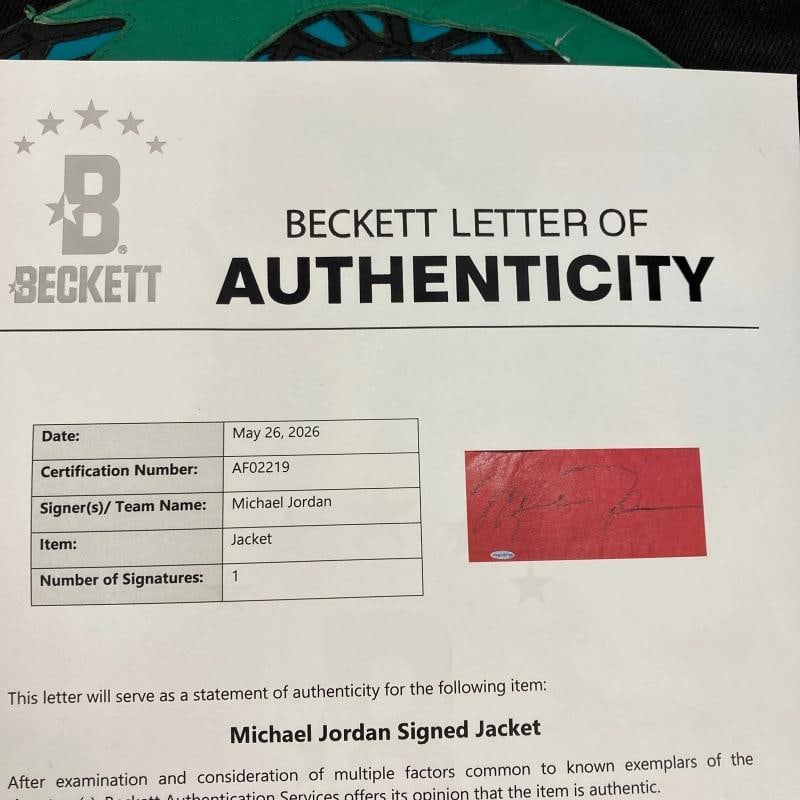 Michael Jordan Signed Jeff Hamilton Custom Leather Jacket UDA Holo & Beckett COA - 6