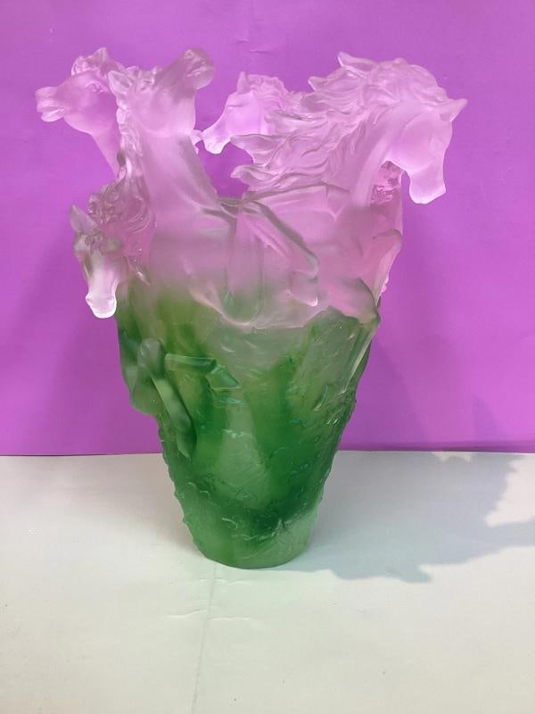 Nancy Daum style horse vase pink green Ombere H9 watch video heavy Art glass - 4