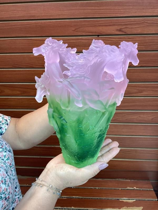 Nancy Daum style horse vase pink green Ombere H9 watch video heavy Art glass - 8