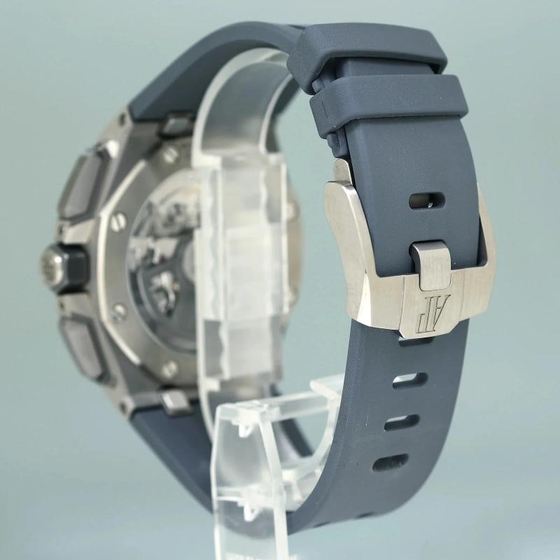 NEW PAPERS Audemars Piguet Royal Oak Titanium Grey Blue 26420IO 43mm Chrono - 4