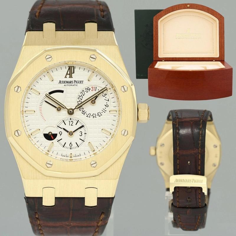 MINT Audemars Piguet AP Royal Oak Yellow Gold 26120ba 39mm White Leather Watch: Condition: Pre-owned - Excellent,Reference Number: 26120BA,Model: Audemars Piguet Royal Oak,Band Color: White,Band Material: Leather,Case Material: Yellow Gold,Case Size: 39 mm,Brand: Audemars