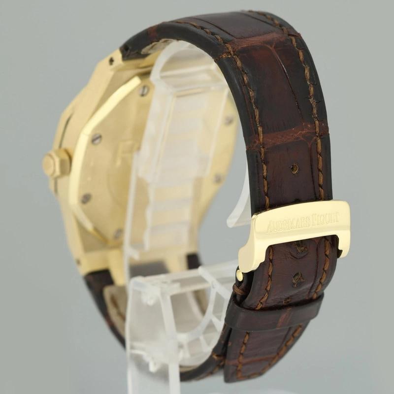 MINT Audemars Piguet AP Royal Oak Yellow Gold 26120ba 39mm White Leather Watch - 4