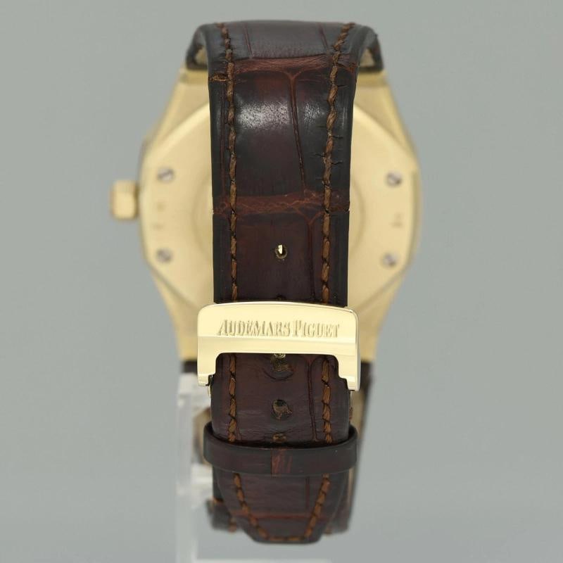 MINT Audemars Piguet AP Royal Oak Yellow Gold 26120ba 39mm White Leather Watch - 5