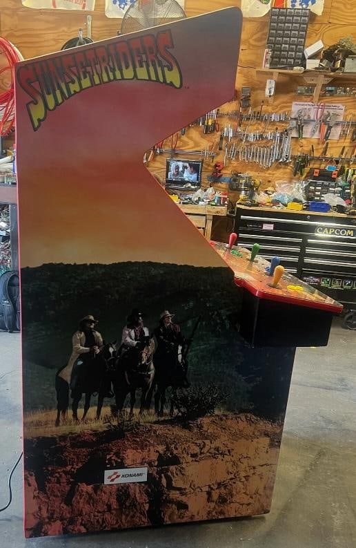 SUNSET RIDERS ARCADE MACHINE by KONAMI 1991 - 15