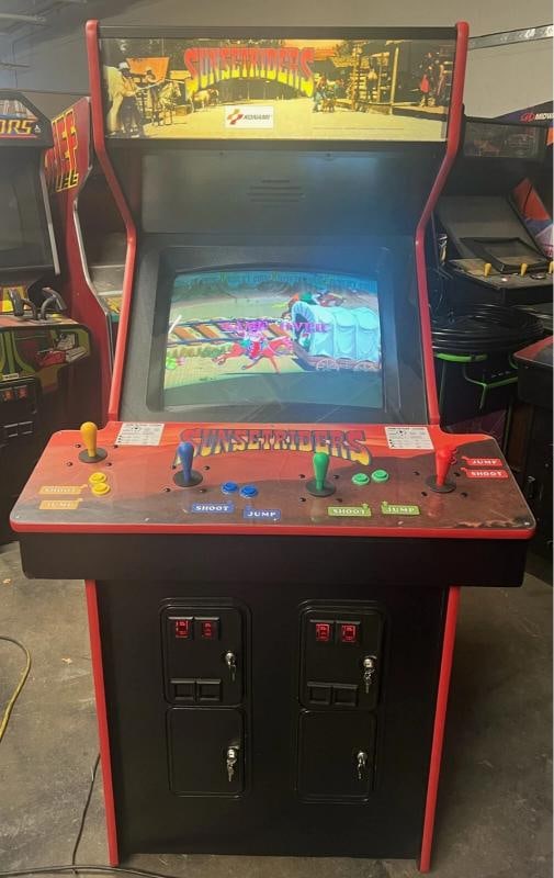 SUNSET RIDERS ARCADE MACHINE by KONAMI 1991 - 3
