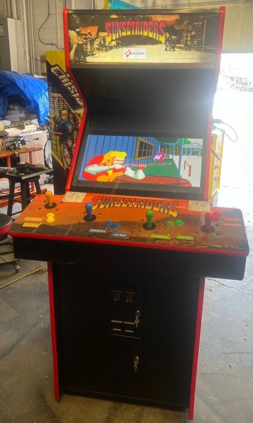 SUNSET RIDERS ARCADE MACHINE by KONAMI 1991 - 6