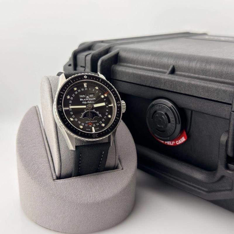 Blancpain Fifty Fathoms Bathyscaphe Calendar 5054-1110-B52A 43mm Box Paper - 2