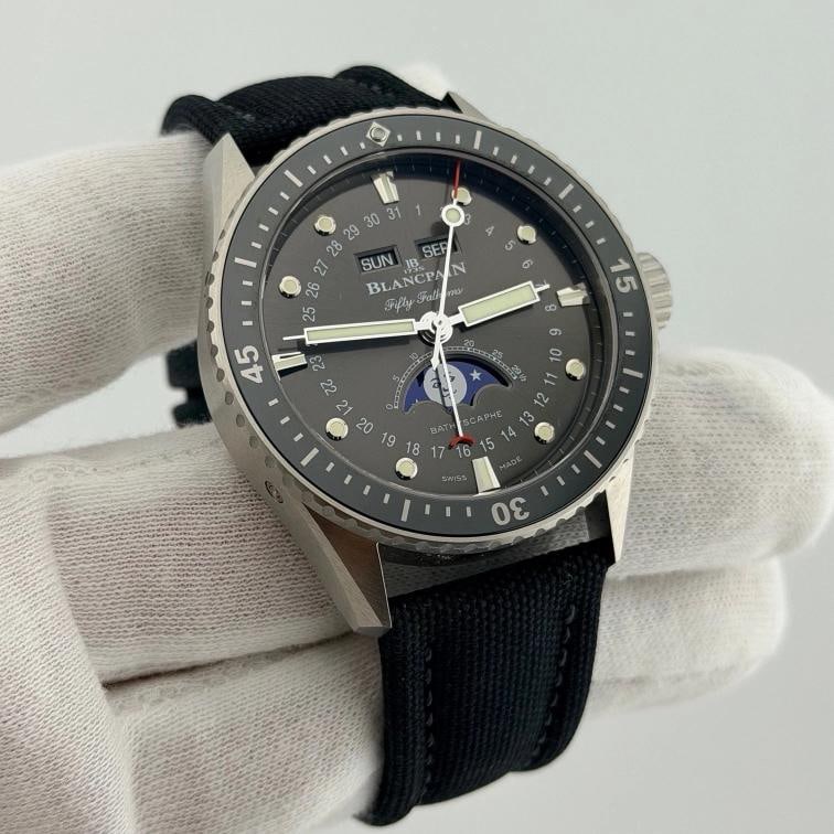 Blancpain Fifty Fathoms Bathyscaphe Calendar 5054-1110-B52A 43mm Box Paper - 3