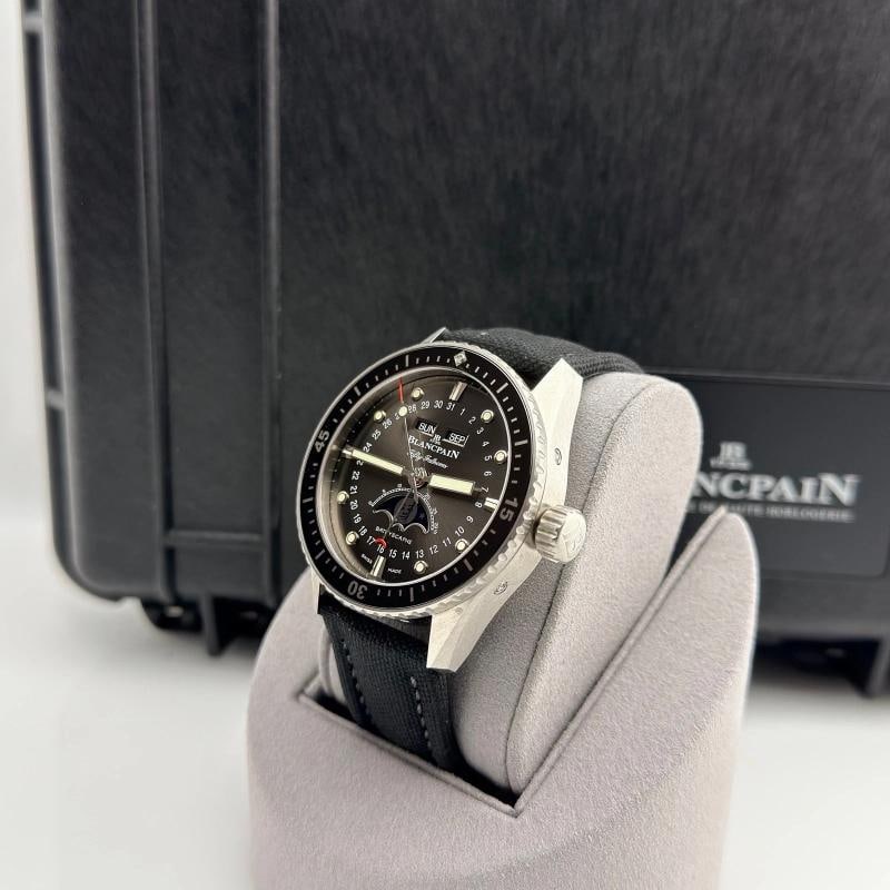 Blancpain Fifty Fathoms Bathyscaphe Calendar 5054-1110-B52A 43mm Box Paper - 5
