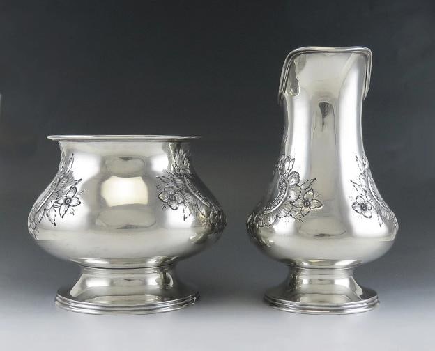 Antique Art Nouveau Sterling Silver Stieff Repousse Tea Creamer & Sugar Bowl - 2
