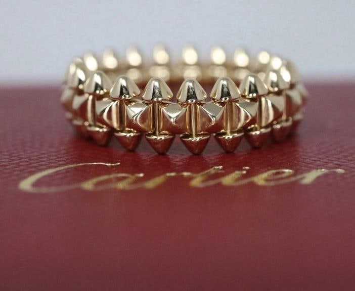 Cartier Clash de Cartier Ring 18K Rose Gold Small Size 50: Ã¢Å“â€�Ã¯Â¸Å½Collection/Style: Cartier Clash Ã¢Å“â€�Ã¯Â¸Å½Size