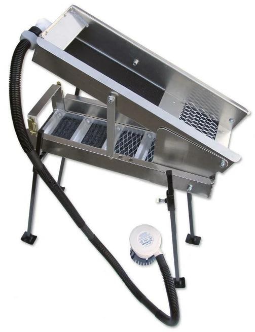 Mini Highbanker with Hopper, Hose, Pump: comes with 12 volt 750-gph pump for plenty of water volume, 4 foot recirculating hose, alligator clips, and a recirculating pump bracket. It has adjustable legs for easy slope control. The sluice and
