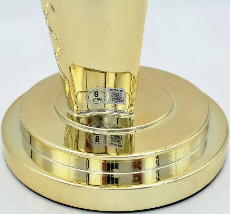 Larry Bird Auto Gold Fanatics Mini Trophy Celtics "18x Champ" Box Plaque Beckett - 4