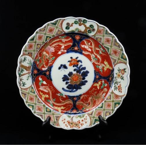 Antique Japanese Imari Dragon Flower Charger Round Tray Plate Platter: Condition: Used: An item that has been used previously. The item may have some signs of cosmetic wear, but is fully operational and functions as intended. This item may be a floor model or store retur