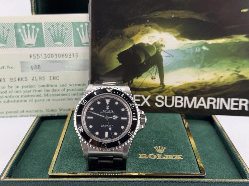 Vintage Rolex Submariner 5513 40mm Black Dial Stainless Steel Box Paper: Style Number: 5513 Serial: 988**** Year: 1987 Model: Vintage Rolex Submariner No Date Case Material: Stainless Steel Band: Stainless Steel Bezel: Black Dial: Black Crystal: Acrylic Case Size: 40mm Inc