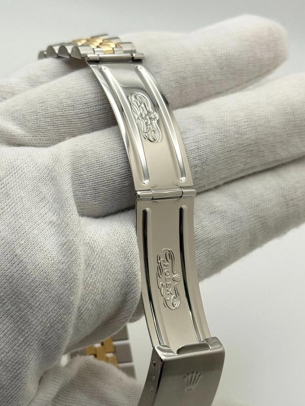 Rolex Datejust 16233 36mm Black Tapestry Dial 18k Yellow Gold Steel Box Paper - 11