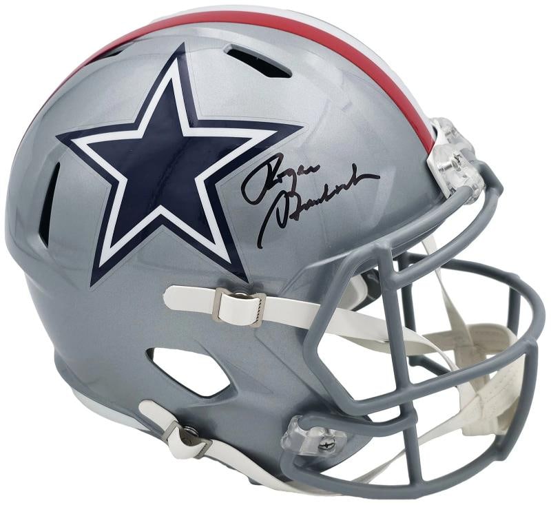 Roger Staubach Auto Cowboys 1976 Throwback Silver Full Size Rep Helmet Beckett: Player: Roger Staubach,Team: Dallas Cowboys,Sport: Football-NFL,Product: Helmet,Signed: Yes,Autograph Authentication: Beckett Authentication Services (BAS),Original/Reprint: Original,Country of