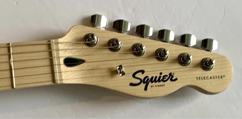 SOUNDGARDEN: Chris Cornell, Matt Cameron, Hiro Yamamoto, & Kim Thayil Signed Guitar (Beckett LOA) - 10