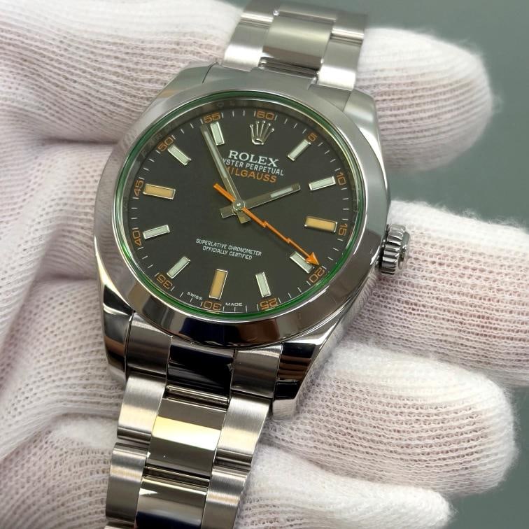 Rolex Milgauss 116400GV Green Crystal Black Dial 40mm Steel Box Papers 2021 - 5