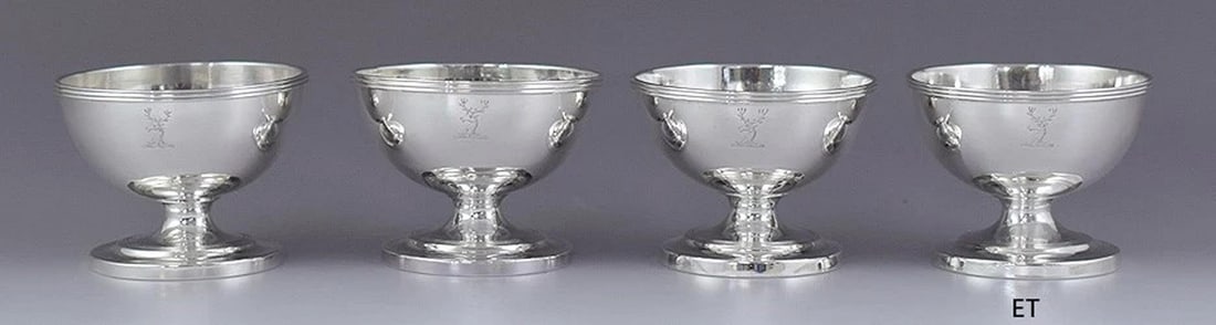 1805-1818 Fab set 4 English Georgian Sterling Silver Round Open Salt Cellars: Type: Salt Cellars,Age: 1805-1818,Region: United Kingdom,Maker: Craddock & Reid, Emes,Composition: Sterling Silver,Country of Origin: United Kingdom 1805-1818 Fab set 4 English Georgian Sterling
