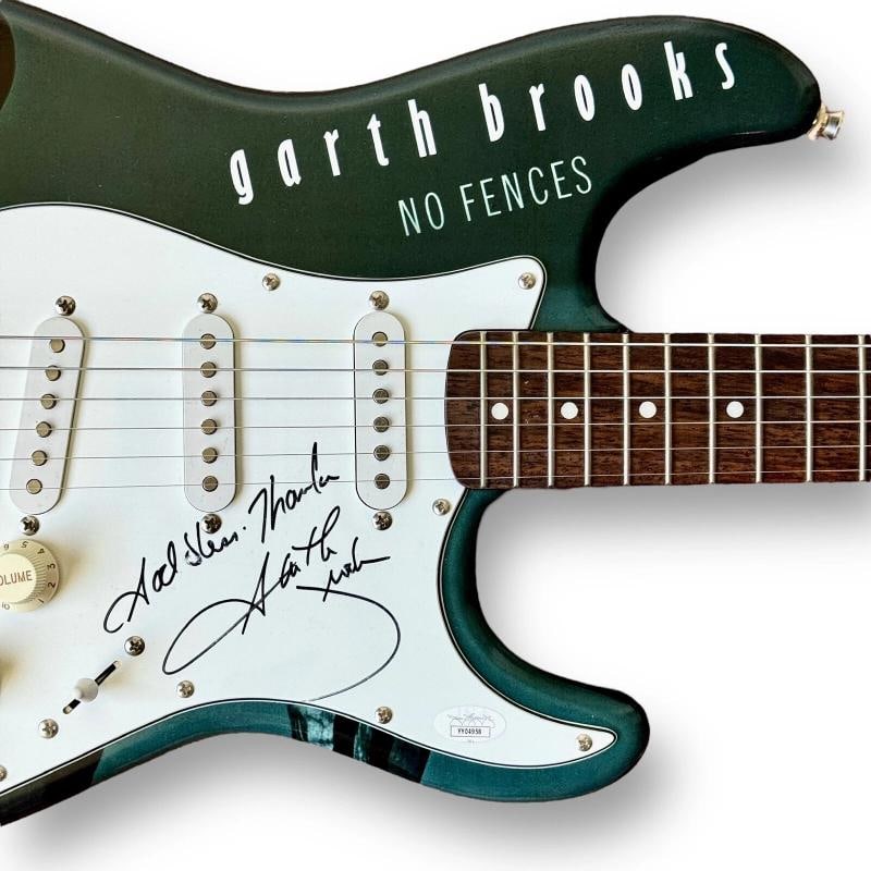 Garth Brooks Signed Custom Guitar 1/1 JSA COA No Fences Friend in Low Places - 2