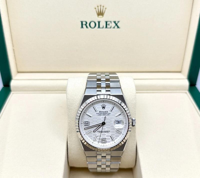 2026 NEW Rolex Land Dweller 40 127334 Honeycomb Dial 18K Gold Steel Box Paper - 3