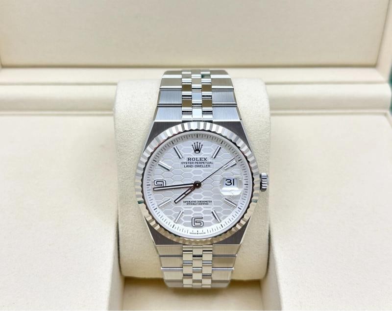 2026 NEW Rolex Land Dweller 40 127334 Honeycomb Dial 18K Gold Steel Box Paper - 4