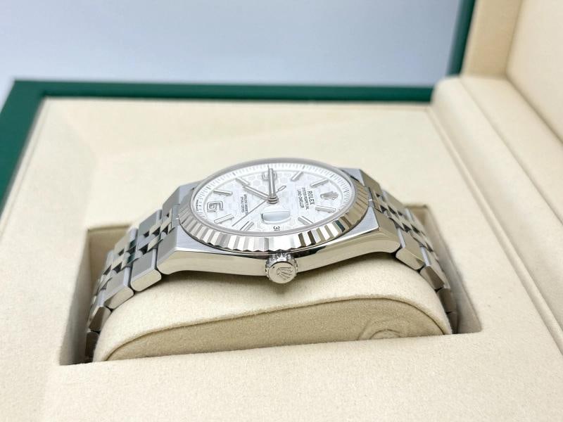 2026 NEW Rolex Land Dweller 40 127334 Honeycomb Dial 18K Gold Steel Box Paper - 6