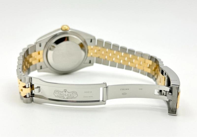 2025 Rolex Datejust 126233 36mm Champagne Dial 18K Gold Steel Box Paper Jubilee - 9