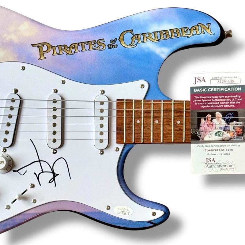 JOHNNY DEPP Signed Guitar Custom 1/1 Graphics JSA COA PIRATES OF THE CARIBBEAN - 2