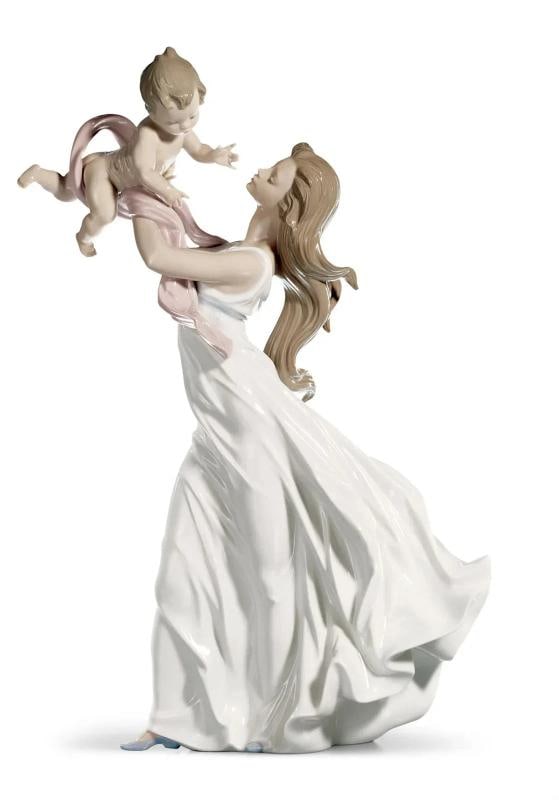 LladrÃƒÂ² Sculpture Mother Figurine My Beautiful Baby Ref. 01006858: LladrÃƒÂ² Sculpture Mother Figurine My Beautiful Baby Ref. 01006858 Material: Porcelain LladrÃƒÂ² Lion - Dimensions: Height: 46 cm x Width x 16 - Lenght x 29