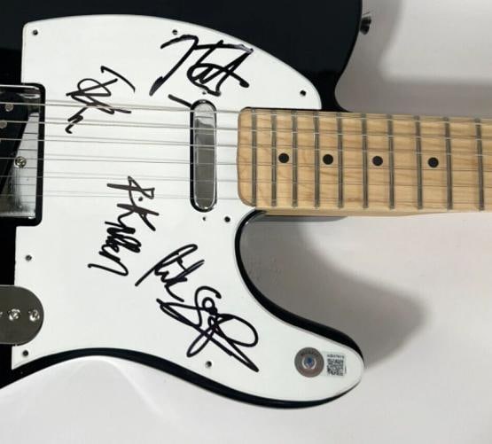 Def Leppard Band Signed Autograph Electric Guitar Joe Elliott x4 Beckett COA - 3