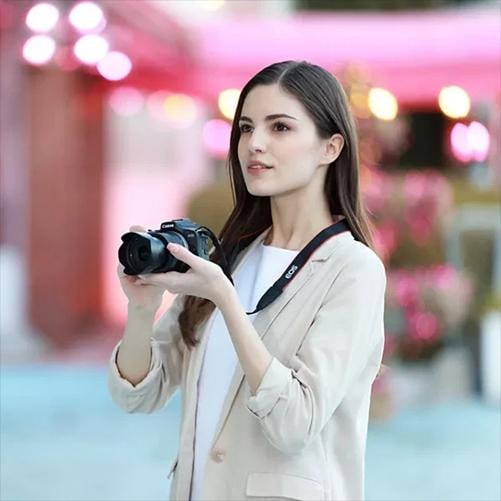 Canon EOS R100 Mirrorless Camera + RF-S 18-45mm F4.5-6.3 IS STM Lens Kit Bundle - 11